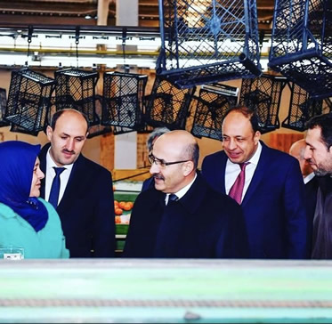 Adana Valisi Mahmut Demirtaş'tan Sönmezler Agrotar'a Ziyaret